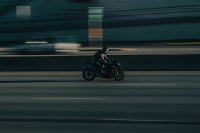 Steeds meer mannen ruilen de auto in voor een motor